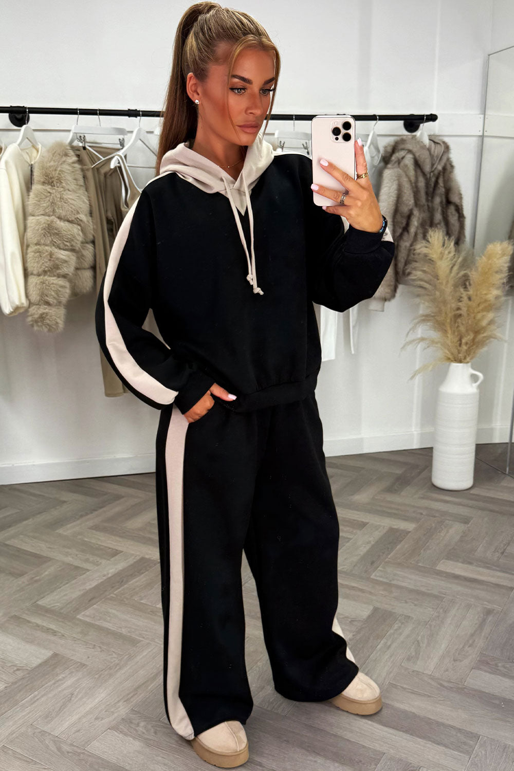 womens winter loungewear set contrast hoodie and joggers co ord 
