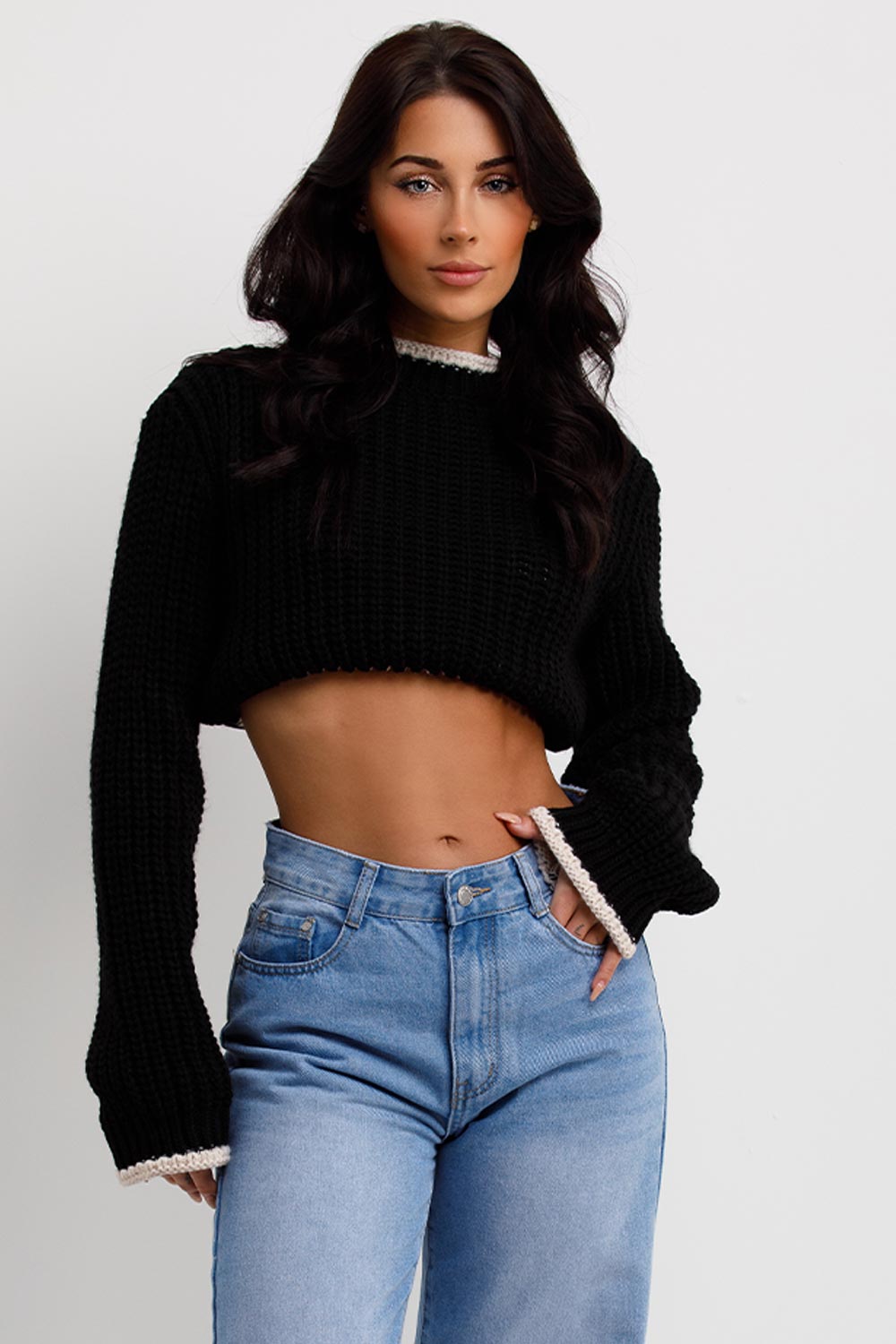 black long sleeve knitted cropped jumper