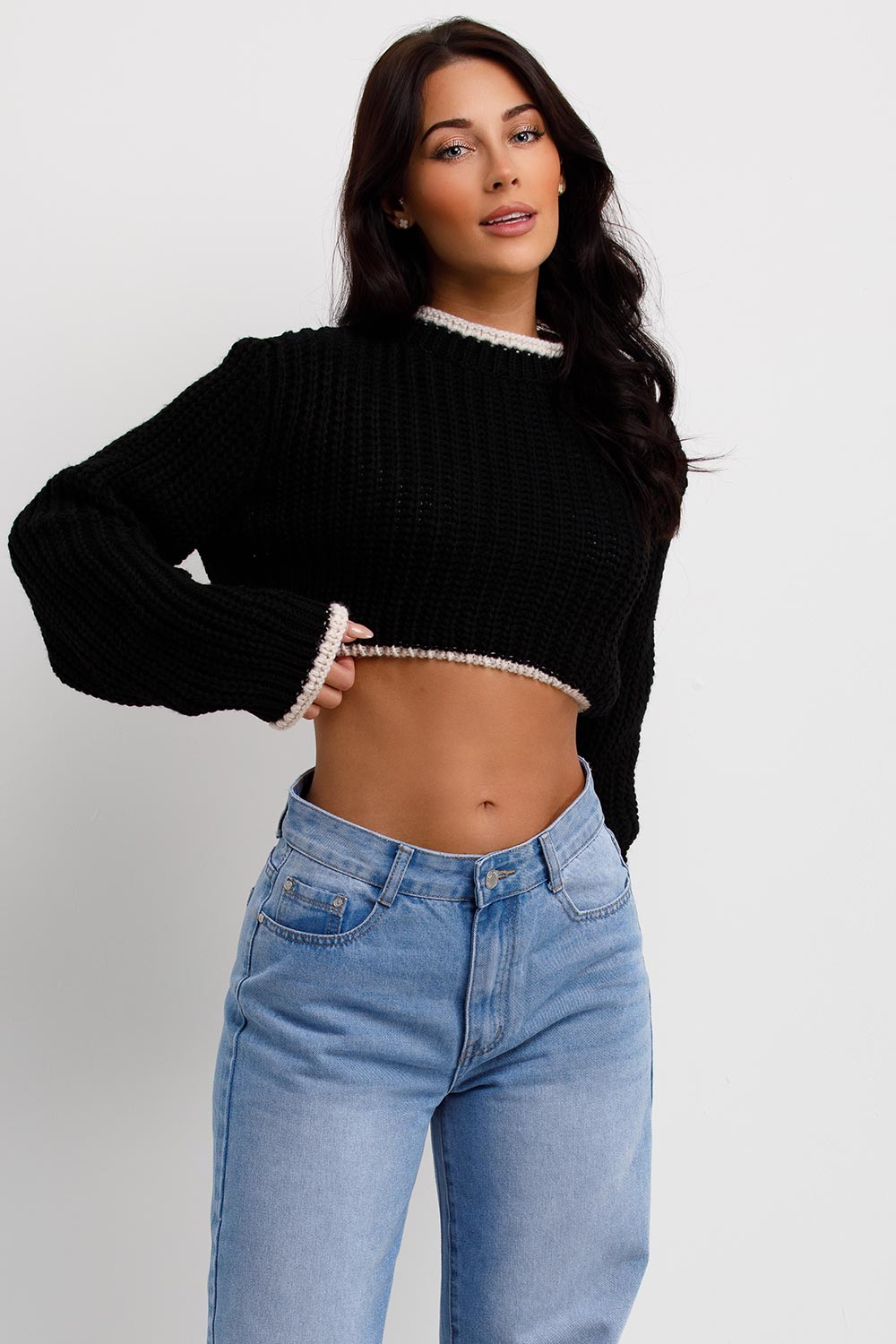 crop knitted jumper with long sleeves