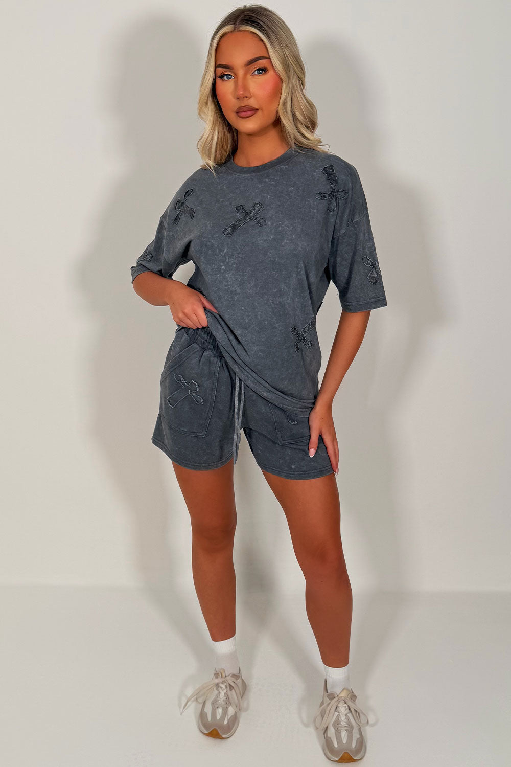 shorts and t shirt summer outfit for womens with cross applique grey acid wash styledup