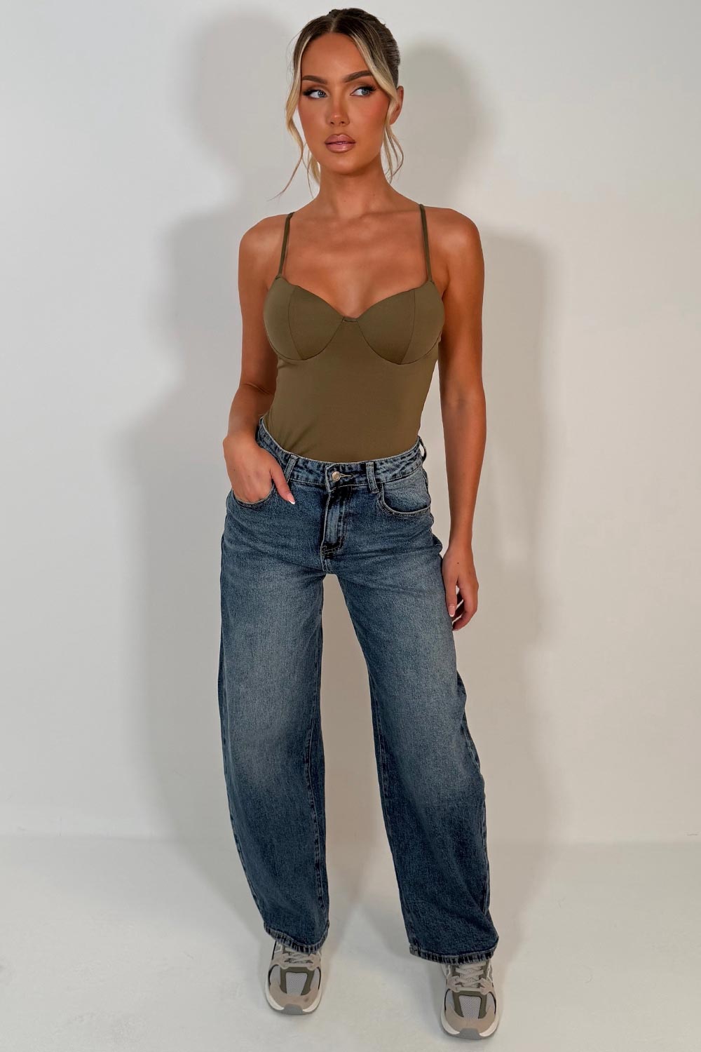 womens zara denim blue balloon jeans with barrel leg uk