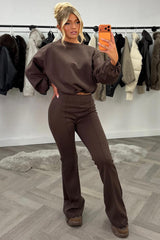 crop oversized sweatshirt and flare jogger co ord set womens loungewear streetwear everyday outfit 