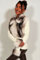 womens knitted faux fur cardigan jumper christmas market outfit styledup