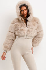 hooded fur jacket cropped with zip fastening