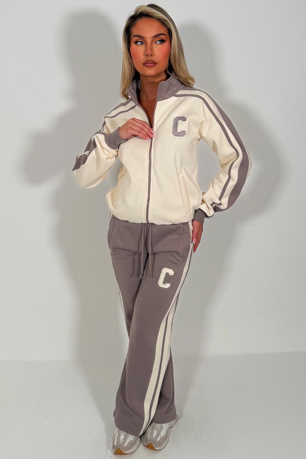 womens loungewear with c emblem styledup airport outfit zara uk