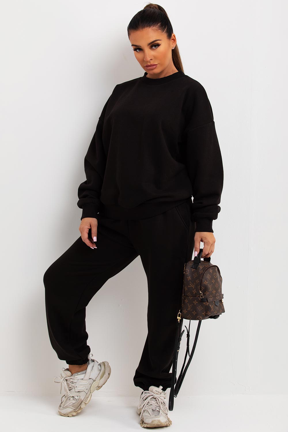 womens sweatshirt and joggers loungewear set