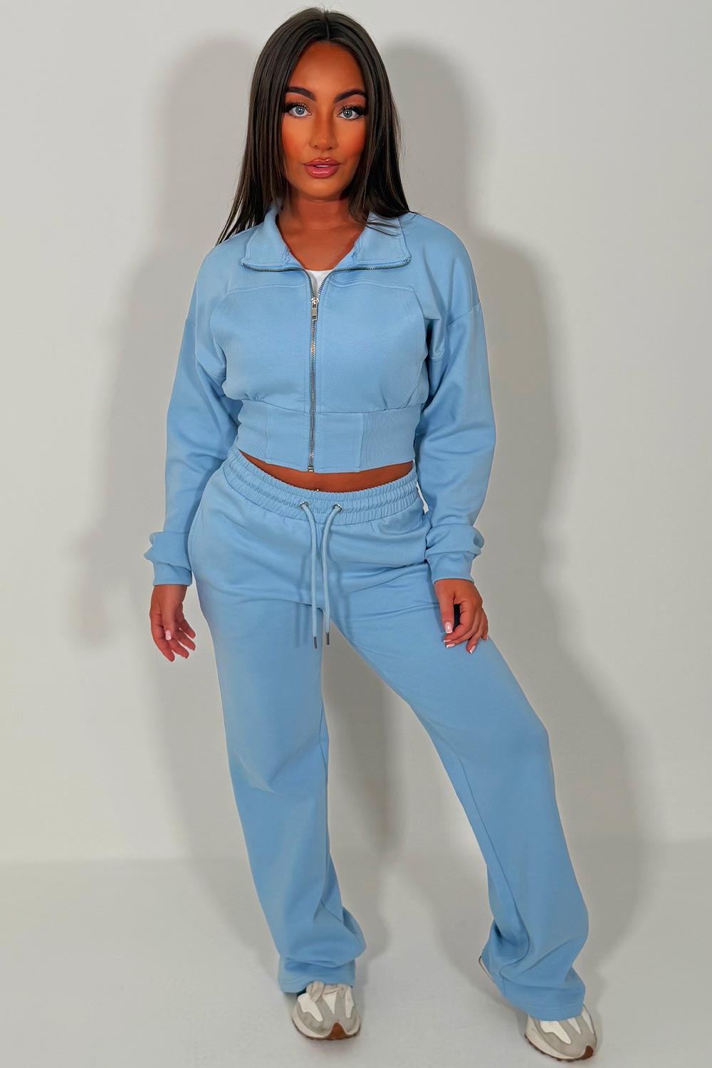womens wide leg joggers and crop zip up sweatshirt tracksuit co ord holiday summer airport outfit uk styledup loungewear