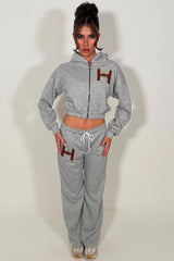 womens grey crop zip up hoodie and wide leg jogger tracksuit set with letter H detail womens casual lounge set 