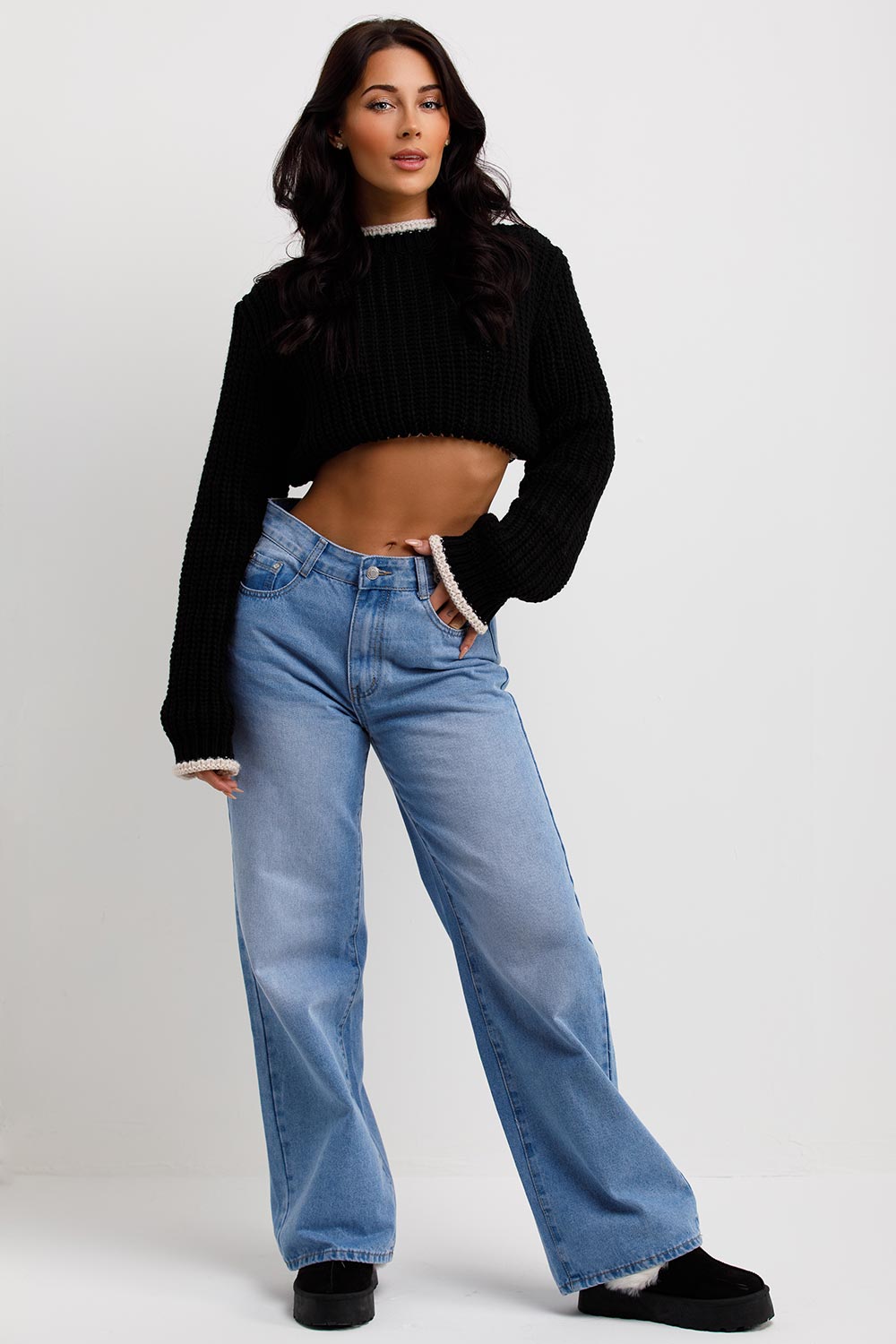crop knitted jumper with long sleeves