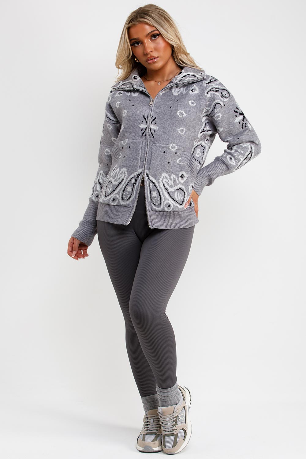 long sleeve knitted jumper cardigan paisley pattern for womens winter outfit