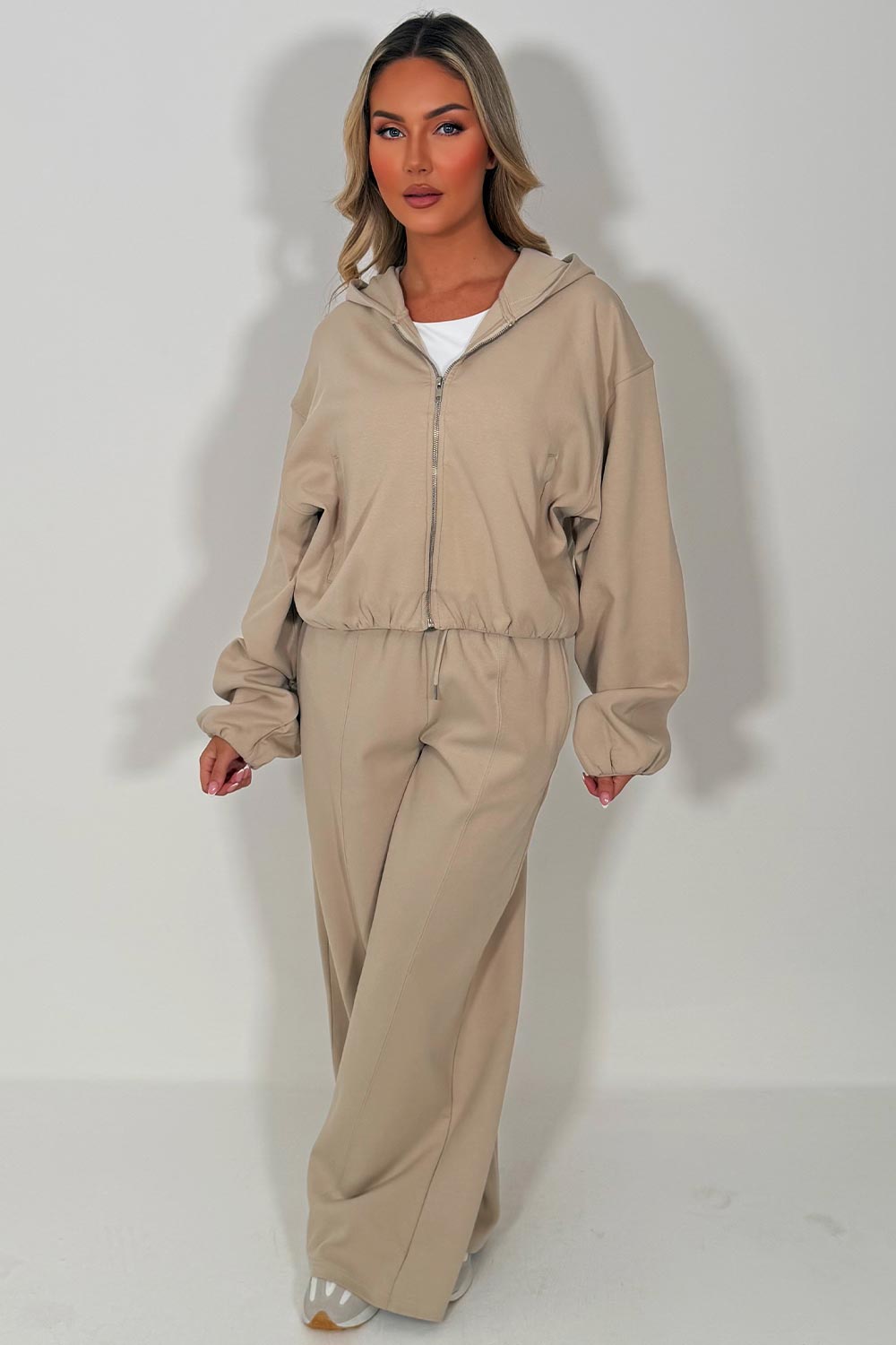 zara womens oatmeal soft bomber jacket with zip elasticated hem and joggers tracksuit set airport outfit uk