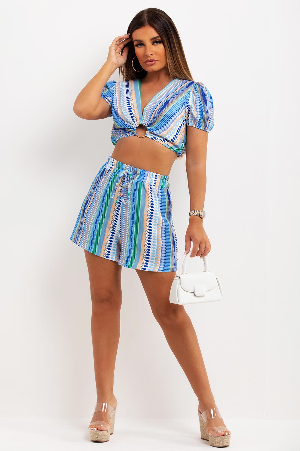 ring detail puff sleeve crop top and shorts set