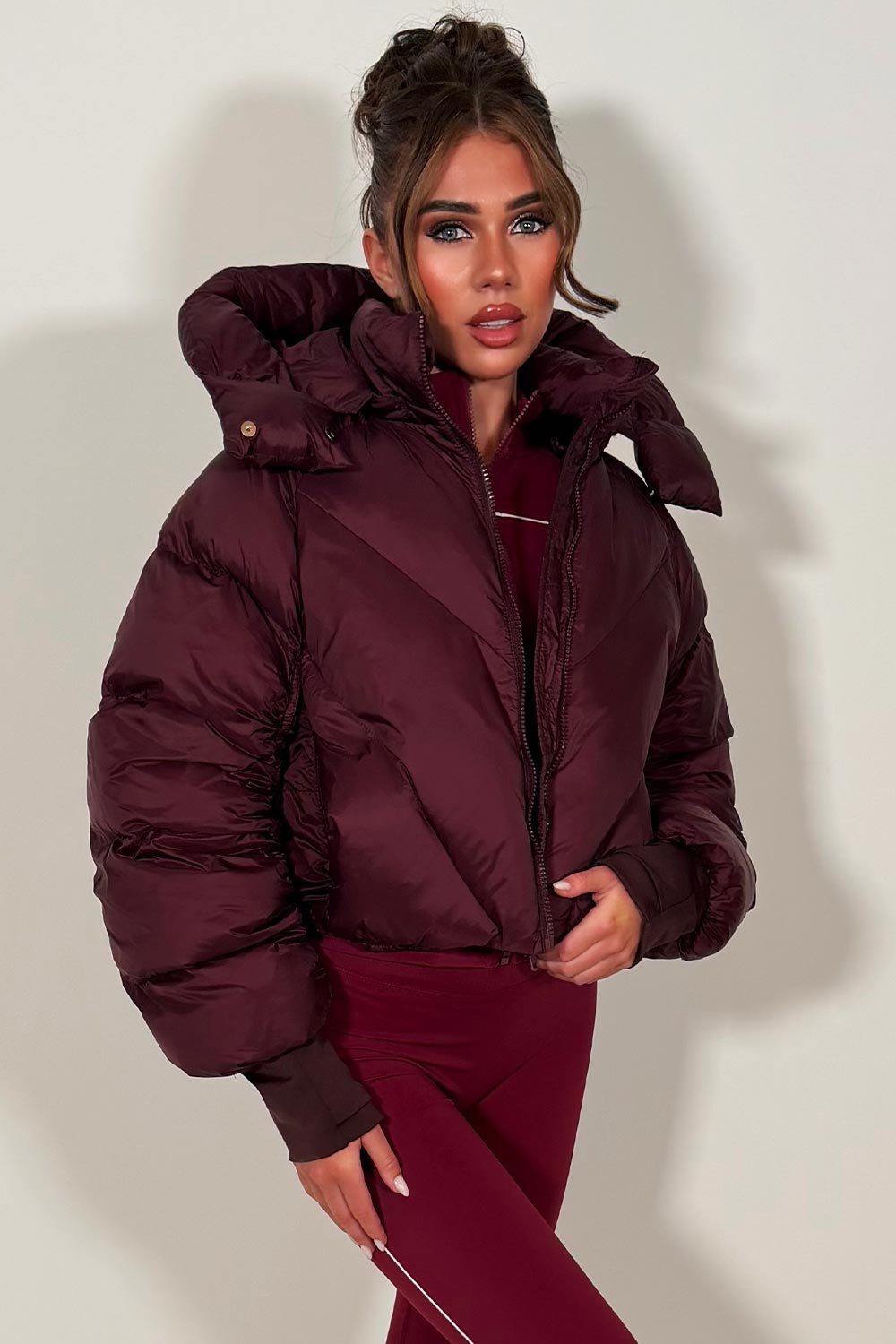 padded puffer crop jacket with hood burgundy