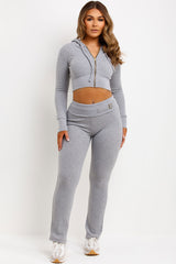 fold over waist yoga pants and crop zip up hoodie tracksuit co ord set womens airport outfit