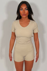 alo yoga crop top and shorts co ord pilates gym wear co ord set 