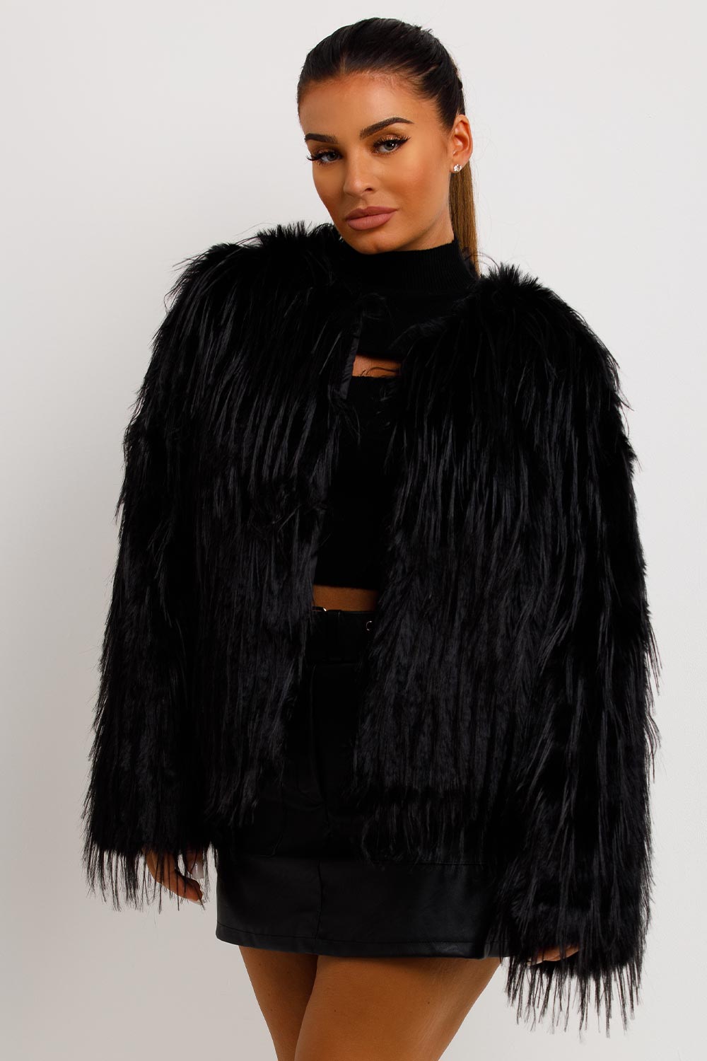 womens shaggy fur jacket black winter outfit