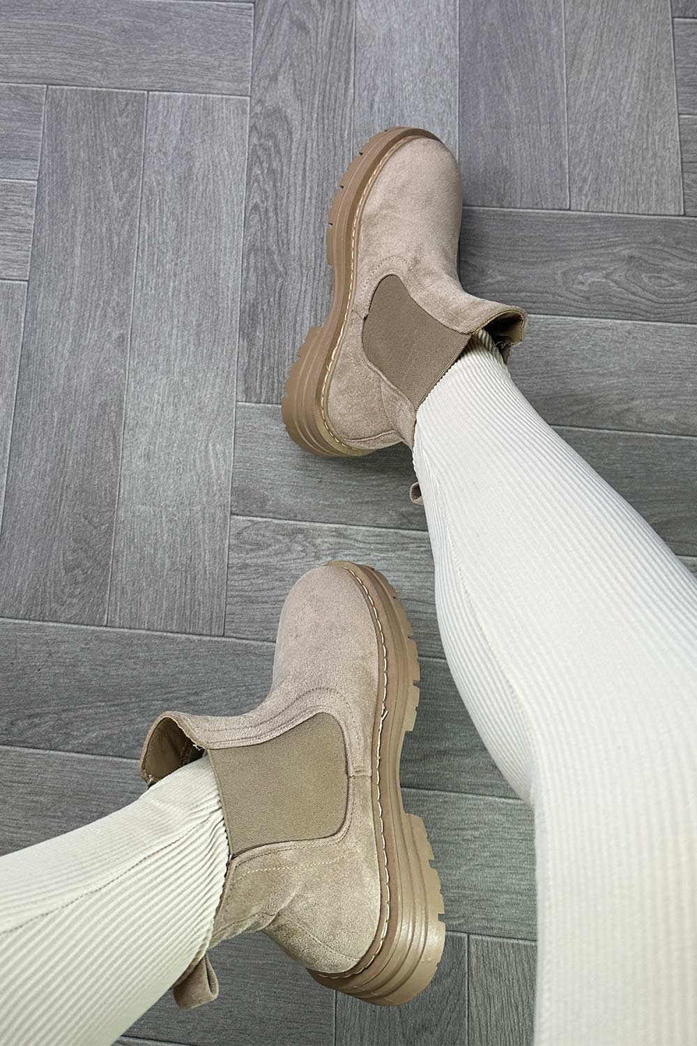 Women's Black Chelsea Ankle Boots â Styledup.co.uk