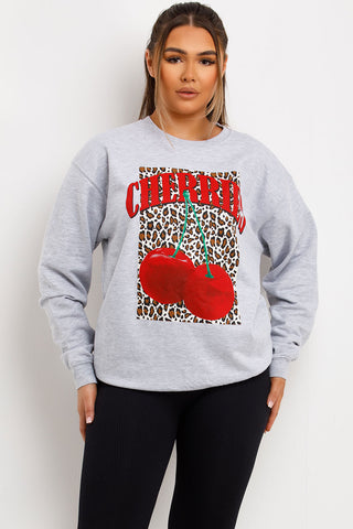 sweatshirt-jumper-with-leopard