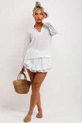 white shorts and top co ord set womens summer holiday outfit