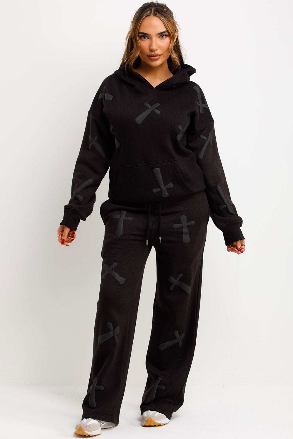 Tracksuit With Bubble Puffed Up Cross Detail Loungewear Black