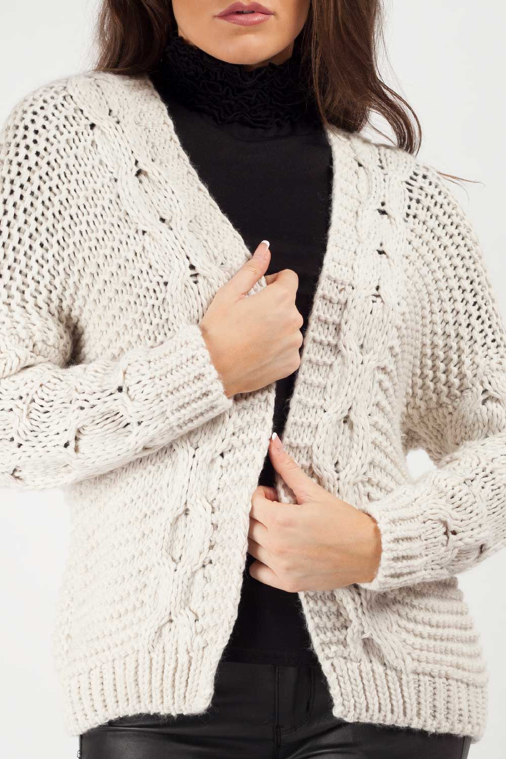 short cropped cardigan cable knit 