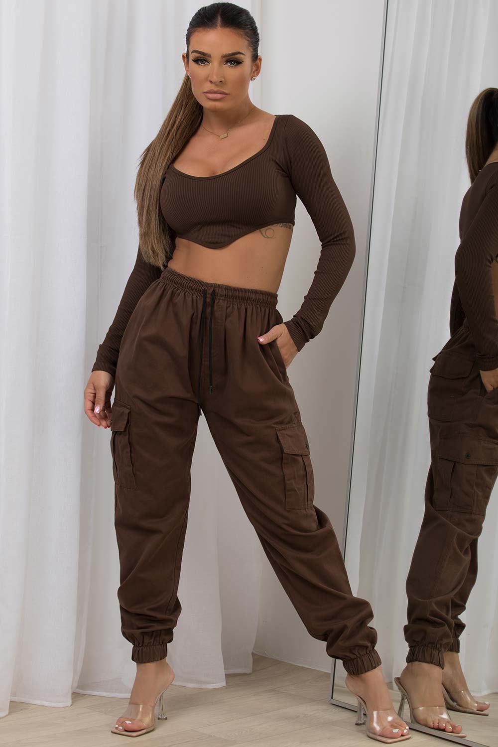Women's Cargo Trousers With Cuffed Bottoms Brown –