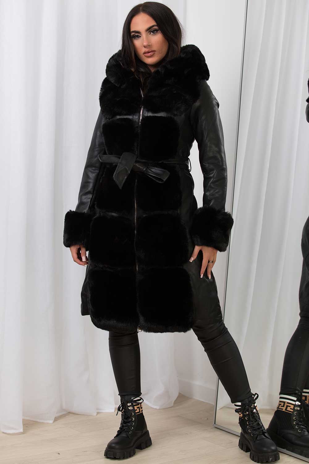 ジャケット/アウターJakke longline faux fur coat  with belt