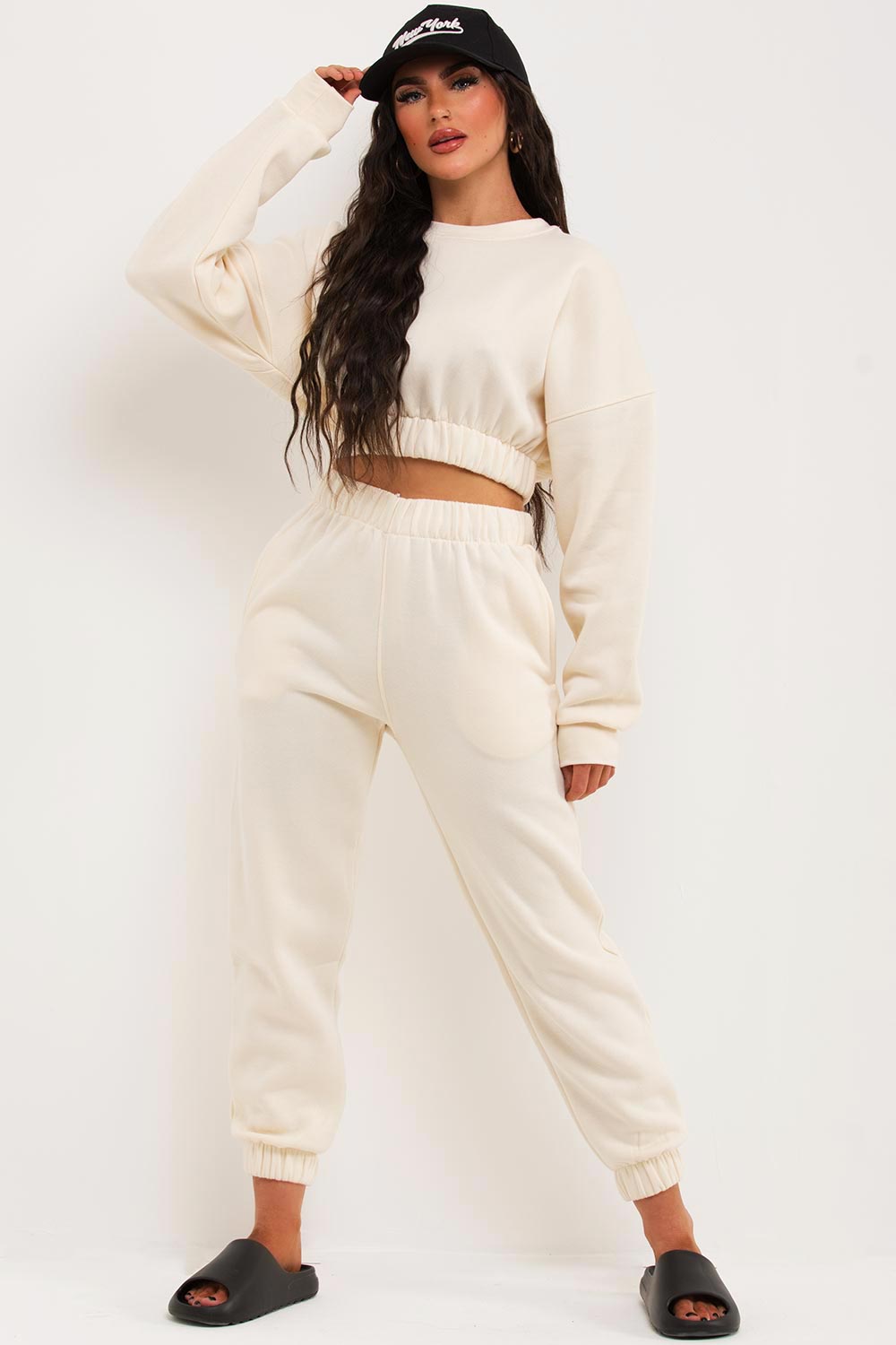 Women's Crop Sweatshirt And Joggers Tracksuit Oatmeal Loungewear