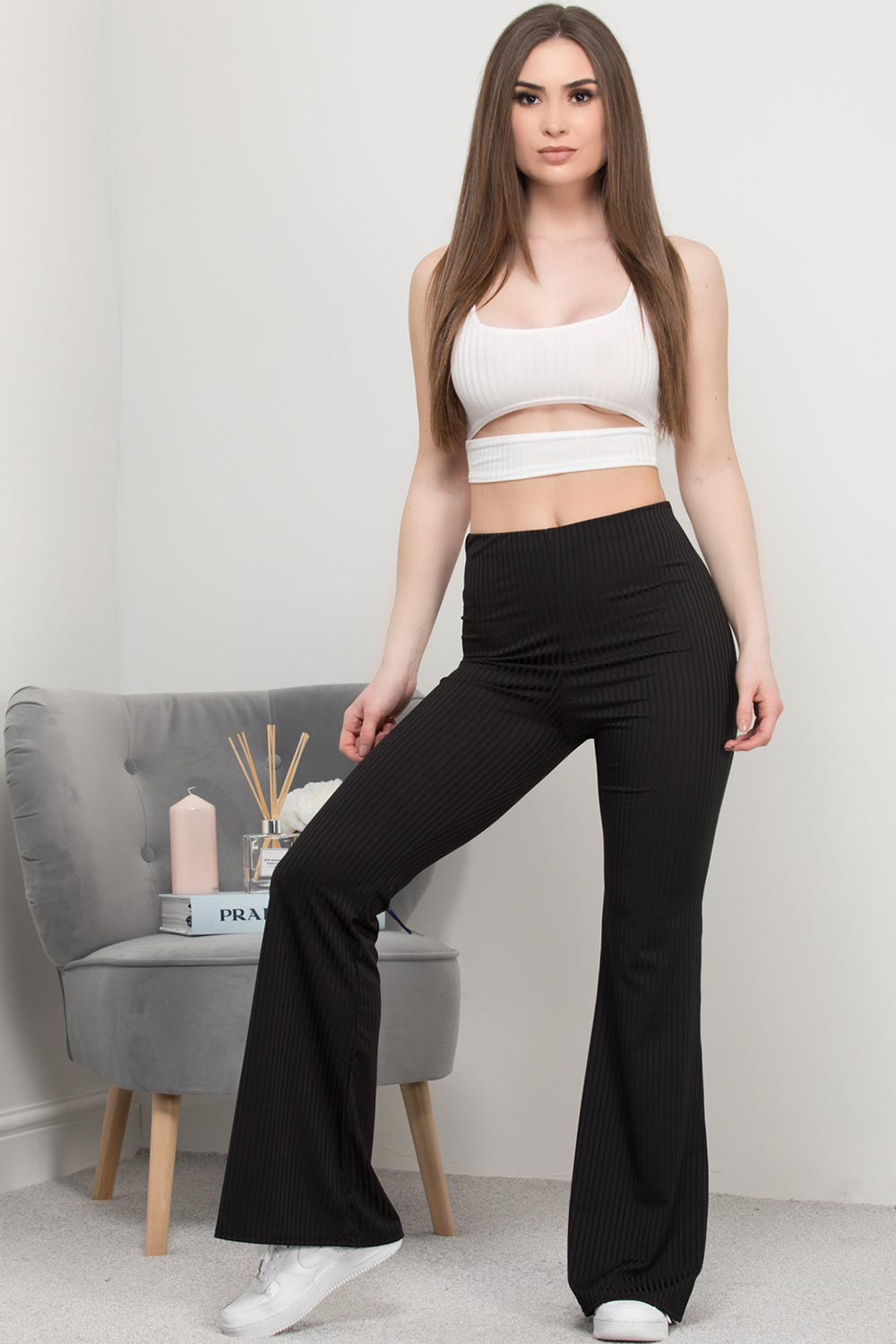 wide leg trousers